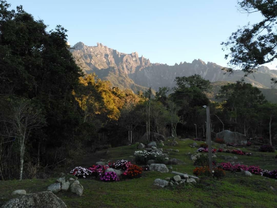 Отель Spring Garden Kundasang Экстерьер фото