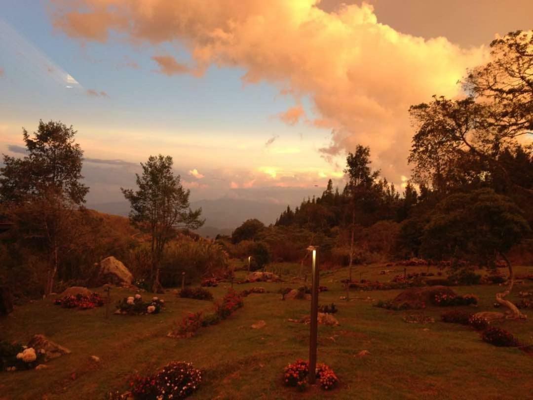 Отель Spring Garden Kundasang Экстерьер фото